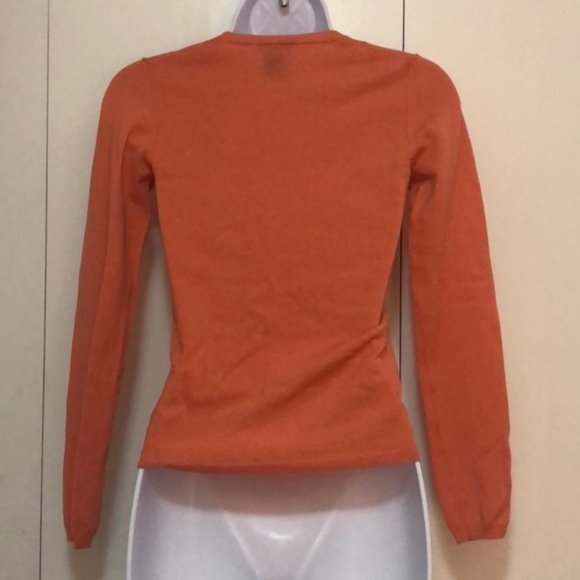 Theory Peach V-Neck Wool Sweater - Picture 6 of 7